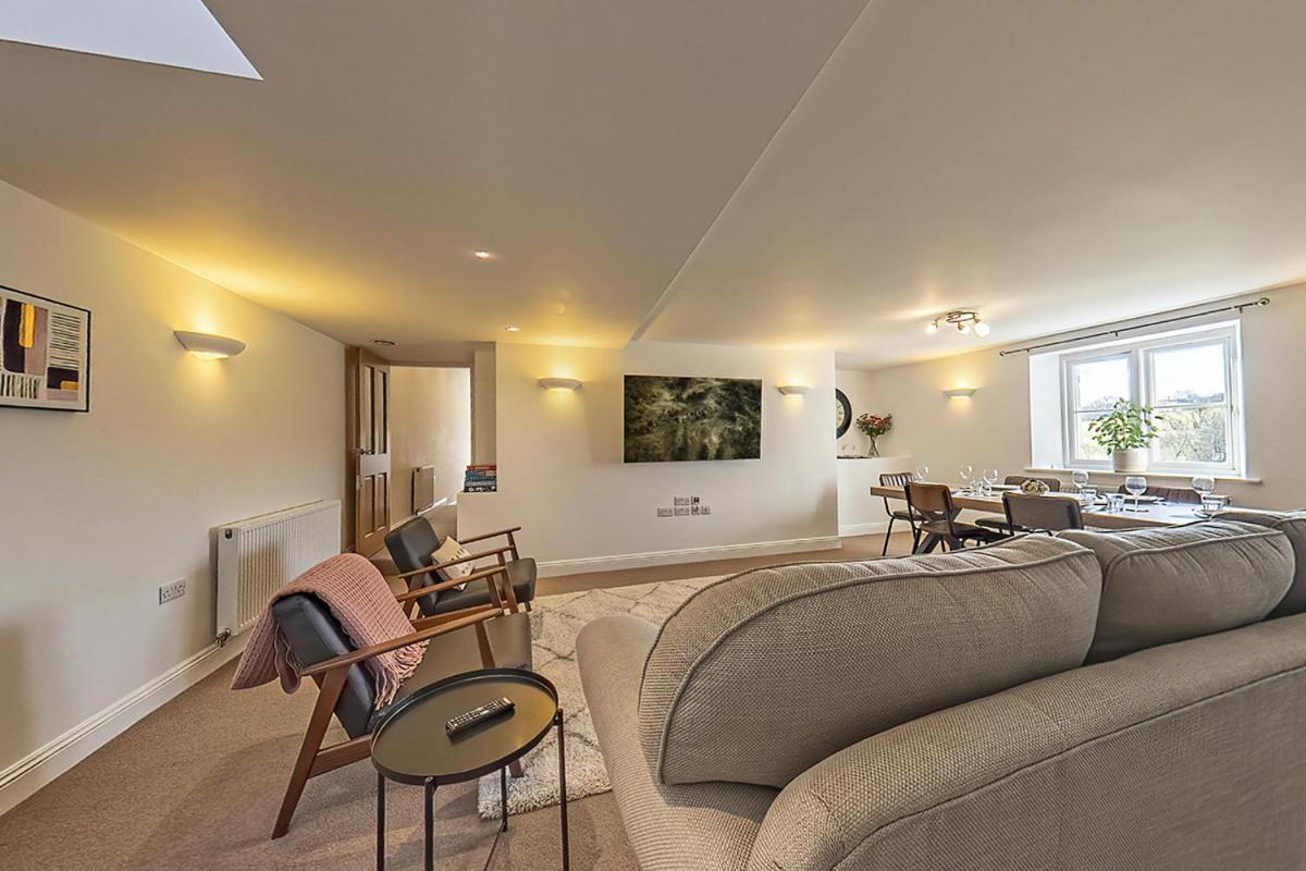 3 Bedroom Barn Conversion With Hot Tub-Garden View - Ty Cerrig Barn 코웬 외부 사진